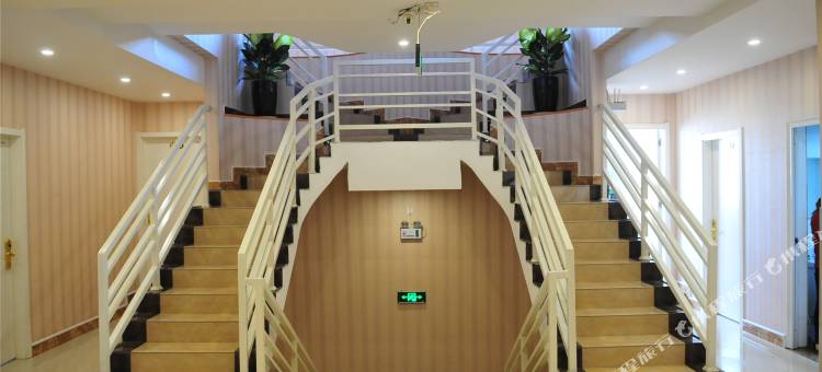 云之尚.云连锁忆家酒店图片