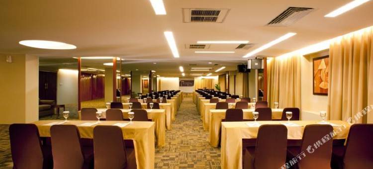 热带套房大酒店(Grand Tropic Suites Hotel)图片