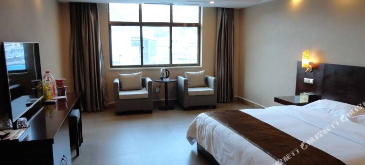 文县名仁大酒店图片