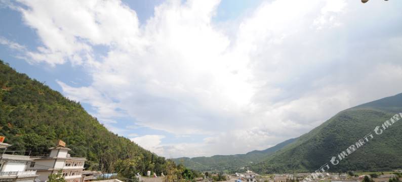 鸡足山竹笋庄园图片