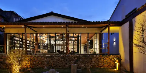 陶舍度假酒店(陶陽裏景區陶溪川步行街店)