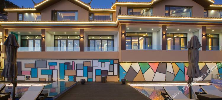 泸沽湖云上度假酒店(达祖情人滩店)图片