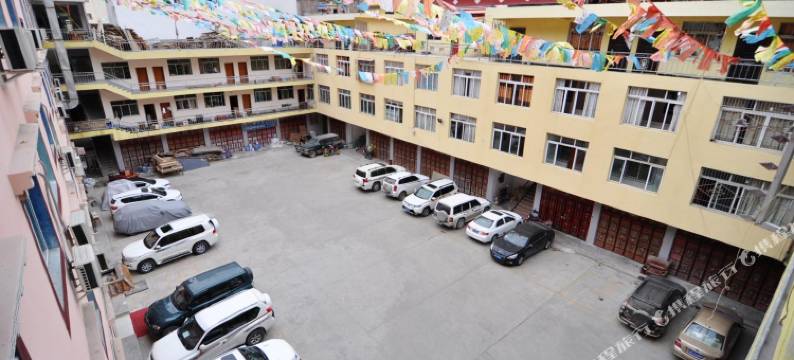 白玉华藏大酒店图片