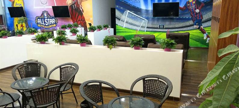 云享家主题风尚酒店(榆次老城店)图片