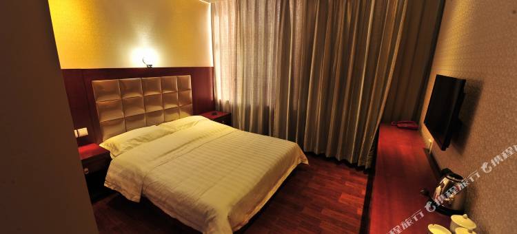 扎兰屯柴河月牙楼宾馆(月亮小镇店)图片