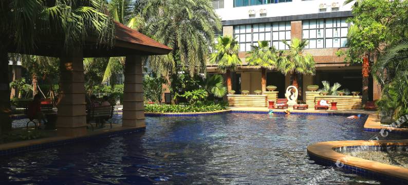 三亚牧海海景民宿(三亚湾海月广场店)图片