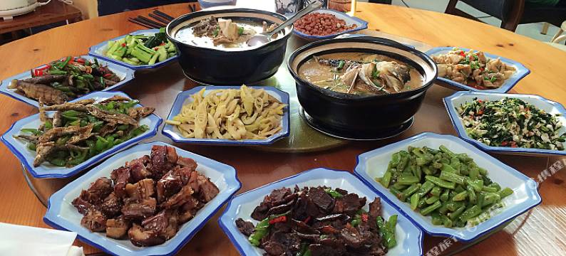 杭州畔山小居民宿图片