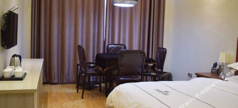 鸿运宾馆(恩施施州大道店)图片