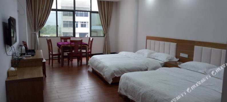 庐山西海山里湖农庄图片