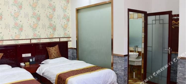 泰和山庄民宿(嘉峪关关城景区店)图片