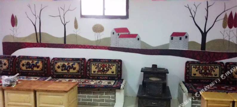 稻城迷藏客栈图片