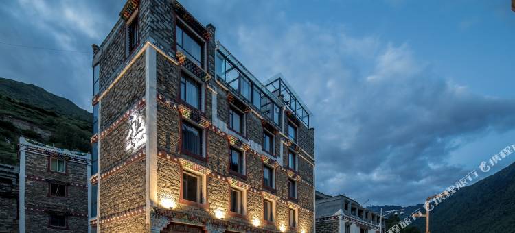 巴郎部落·云上艺宿(四姑娘山景区店)图片