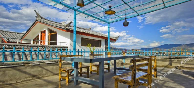 丽江十年青年客栈图片