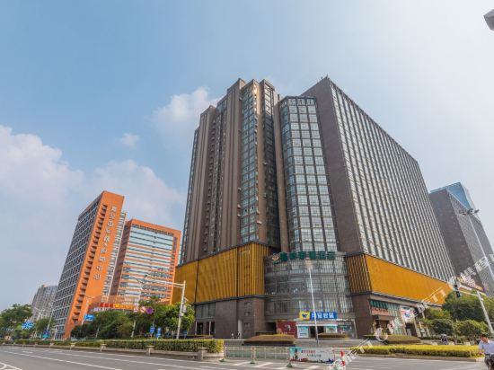 【携程攻略】南京奥体苏宁广场购物攻略,奥体