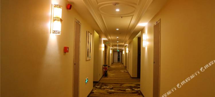 青神爱尚摩登假日酒店图片