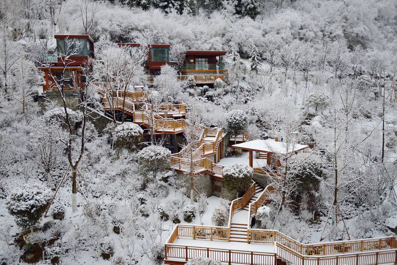 华美达温泉度假酒店(古尔沟旅游度假区店)