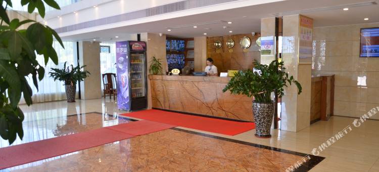 茂名名轩假日酒店图片