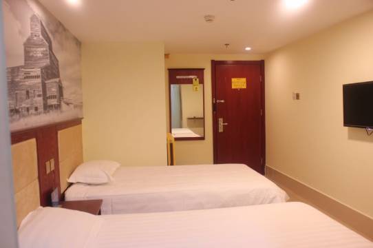 速8酒店(北京丰台火车站丰台南路地铁站店)