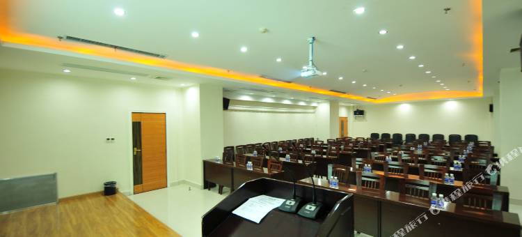 如家睿柏·云酒店(南漳高铁站店)图片