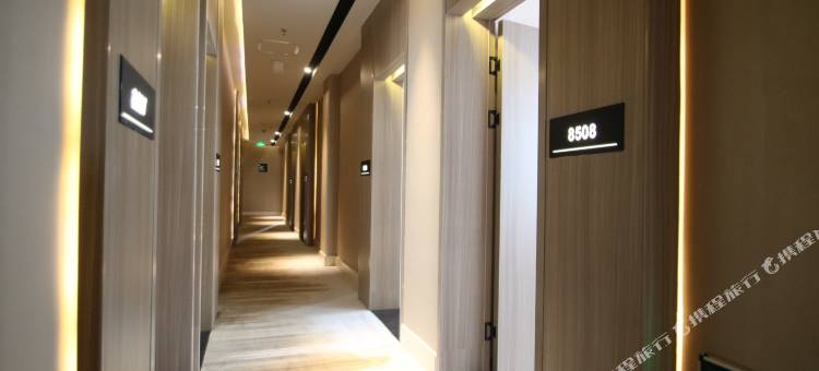 锐思特逸致酒店(上海北外滩宁国路地铁站店)图片
