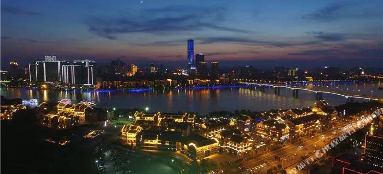 柳州帝尊酒店(广西科技大学华润万象城店)图片