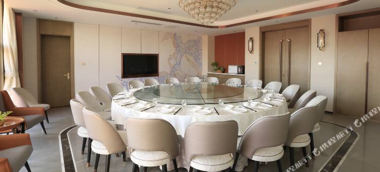 本溪县凯莱悦享酒店图片