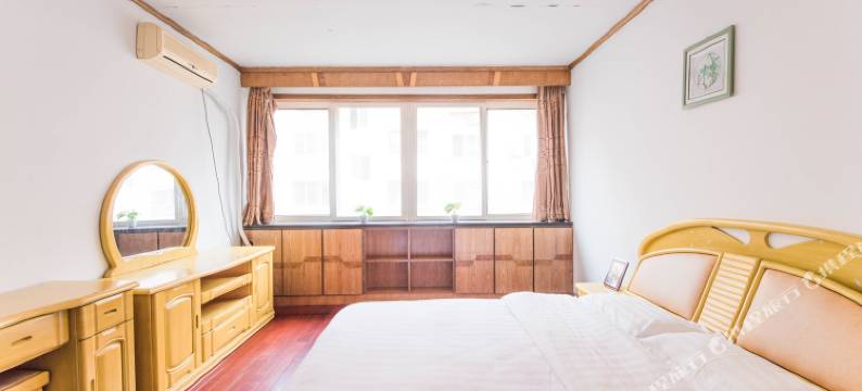 青岛五四广场旁海景公寓(麦岛路店)图片