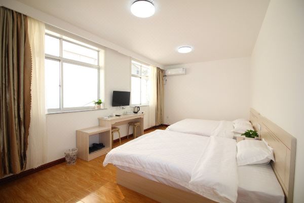 南苑宾馆蓬莱新汽车站店