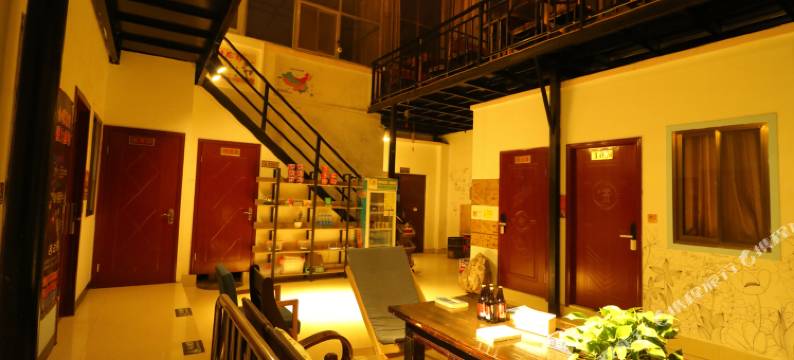 敦煌行者驿站青年旅社图片