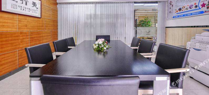 逸居精选酒店(广州花都广百店)图片