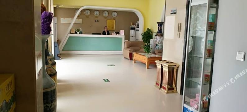 华庭商务宾馆(濮阳市妇幼保健院店)图片