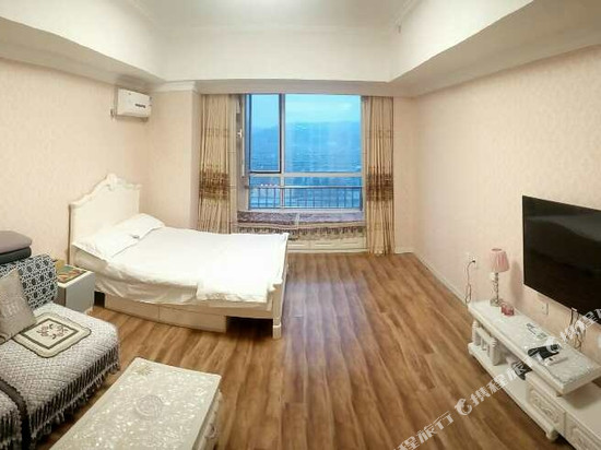 LoveHouse公寓(抚顺万达店)