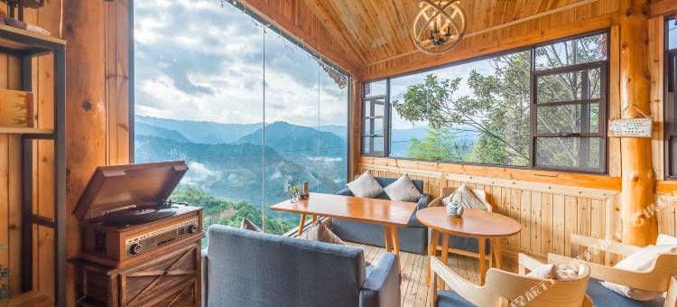 花筑·龙胜月上山舍客栈(龙脊梯田九龙五虎观景台店)图片