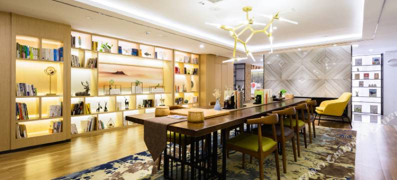 青岛五四广场云霄路亚朵酒店图片