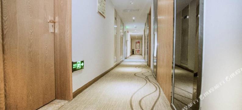 摩朗酒店(西安后卫寨地铁站店)图片