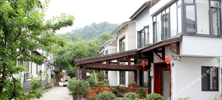 杭州半隐巷往民宿(西湖灵隐店)图片