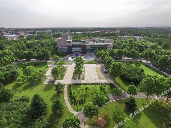 Hotels Near National Teenager Sports Club Jiaozuo Tripcom - 