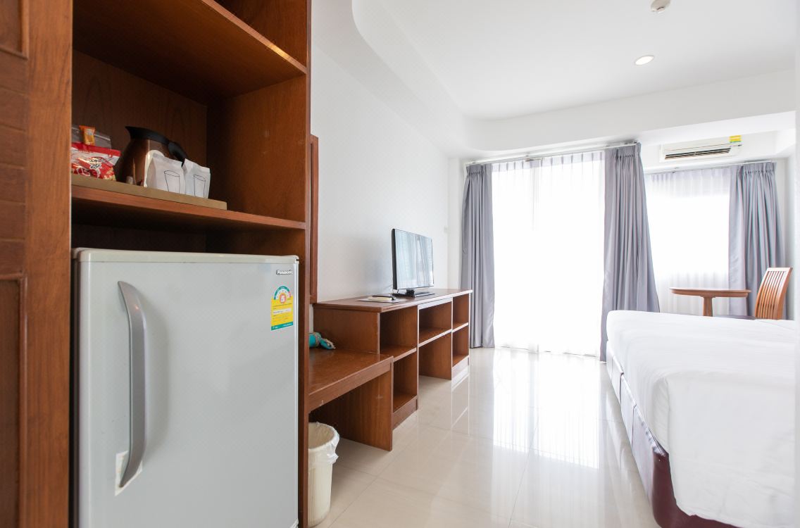 Kp Seaview Jomtien Hotel Rates And Room Booking Tripcom - 