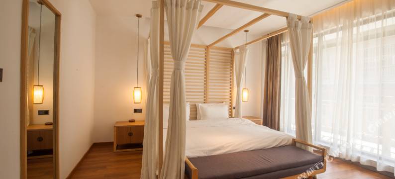 云台山探宿酒店(岸上服务区店)图片