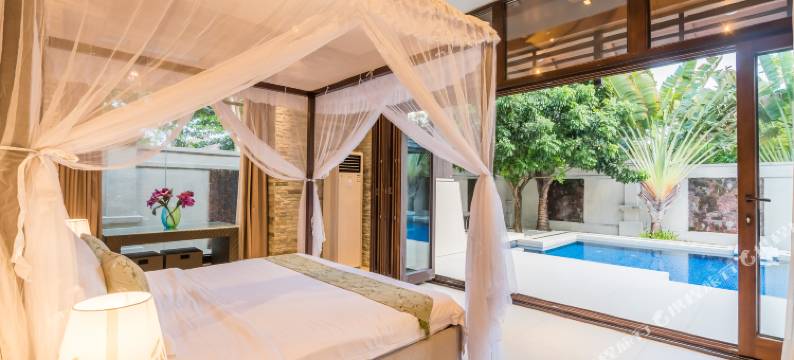 三亚美兰香舍度假公寓泳池别墅(亚龙湾店)图片