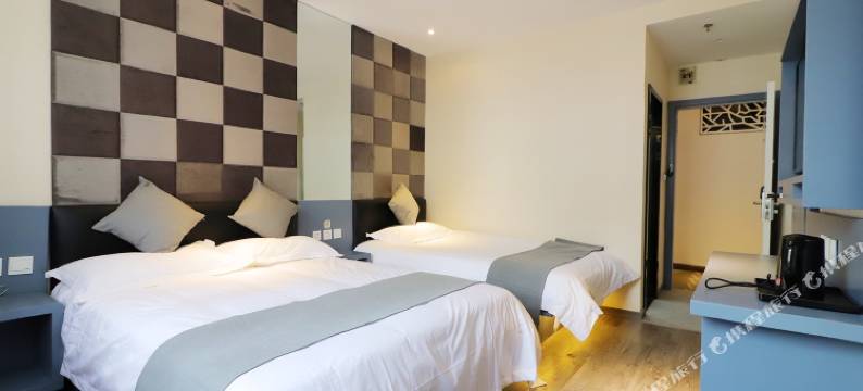 Zsmart智尚酒店(上海曹安轻纺市场丰庄地铁站店)图片