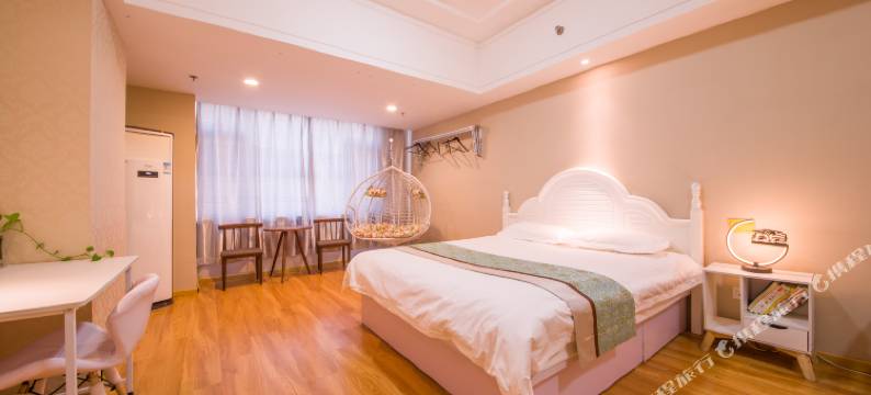 海宸公寓酒店(济南高新万达会展中心店)图片