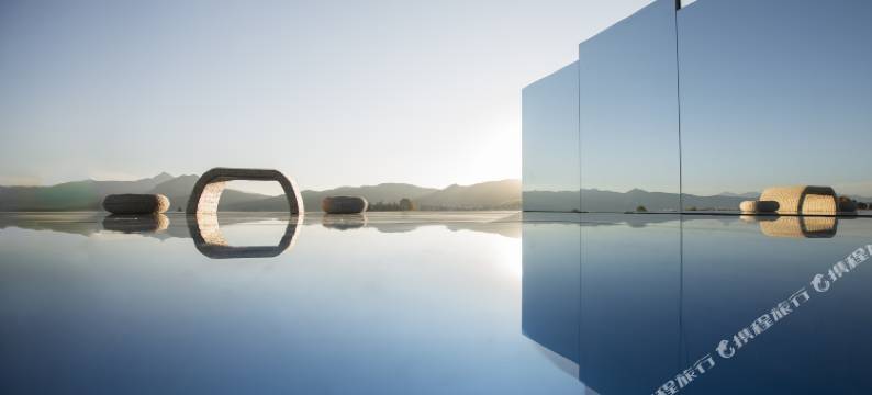 丽江桃·灼天空之镜客栈图片