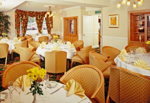 Arundel House HotelHotel Overview