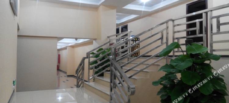 沃顿棋艺公寓(佛山沙堤机场店)图片