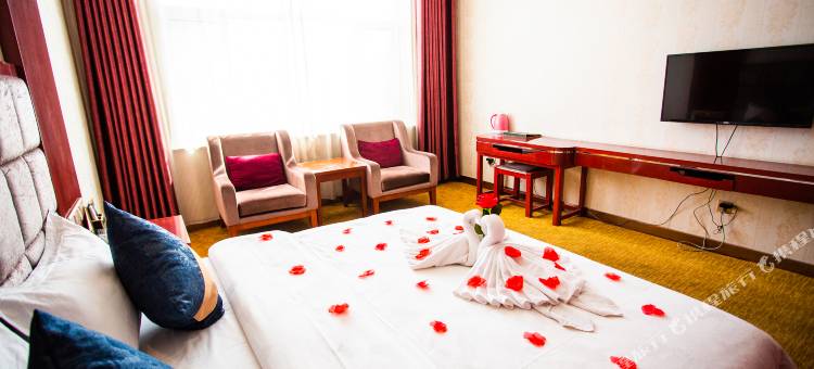 TOWO上品酒店(格尔木江源北路店)图片