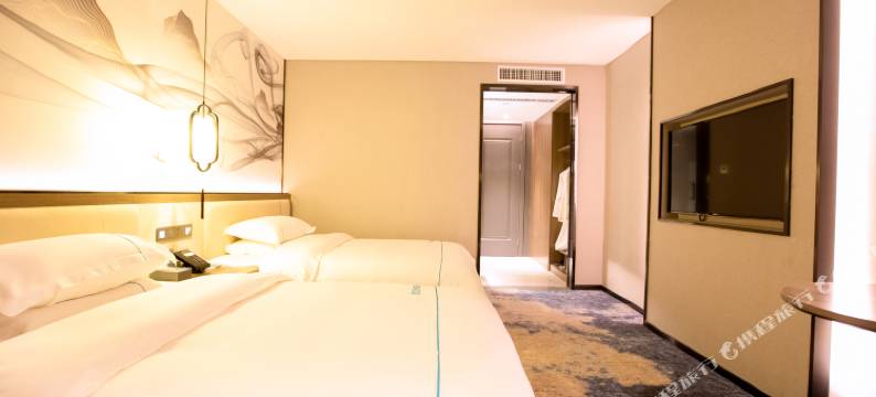 星空铂瑞酒店(郑州中原福塔店)图片