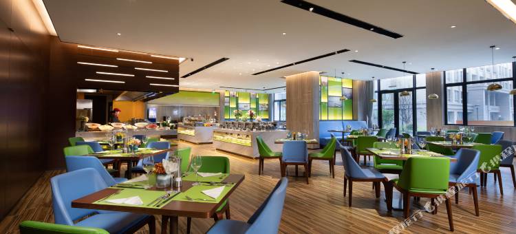 杭州萧山人民广场希尔顿欢朋酒店图片