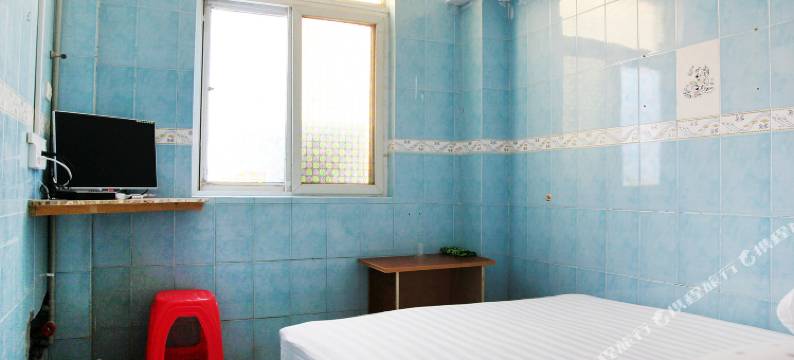 广源住宿(关东街汤逊湖社区店)图片