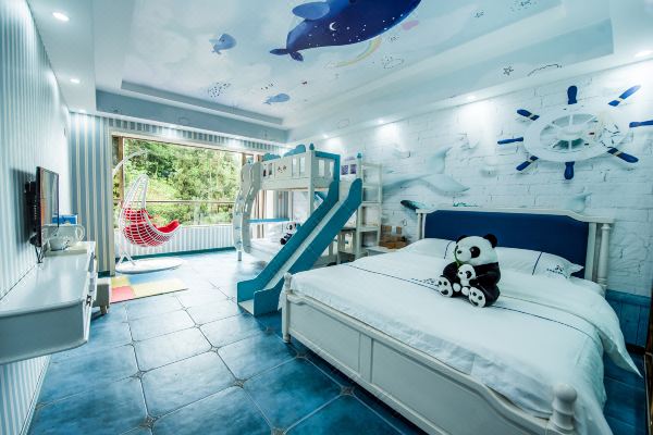 雅安长红亲子精品酒店